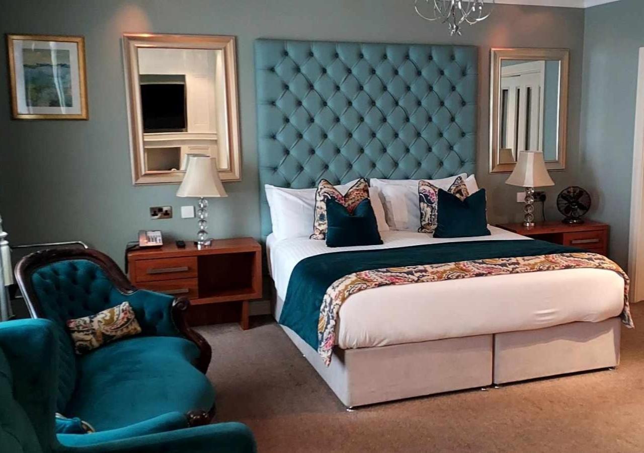 Headfort Arms Hotel Келс Екстериор снимка