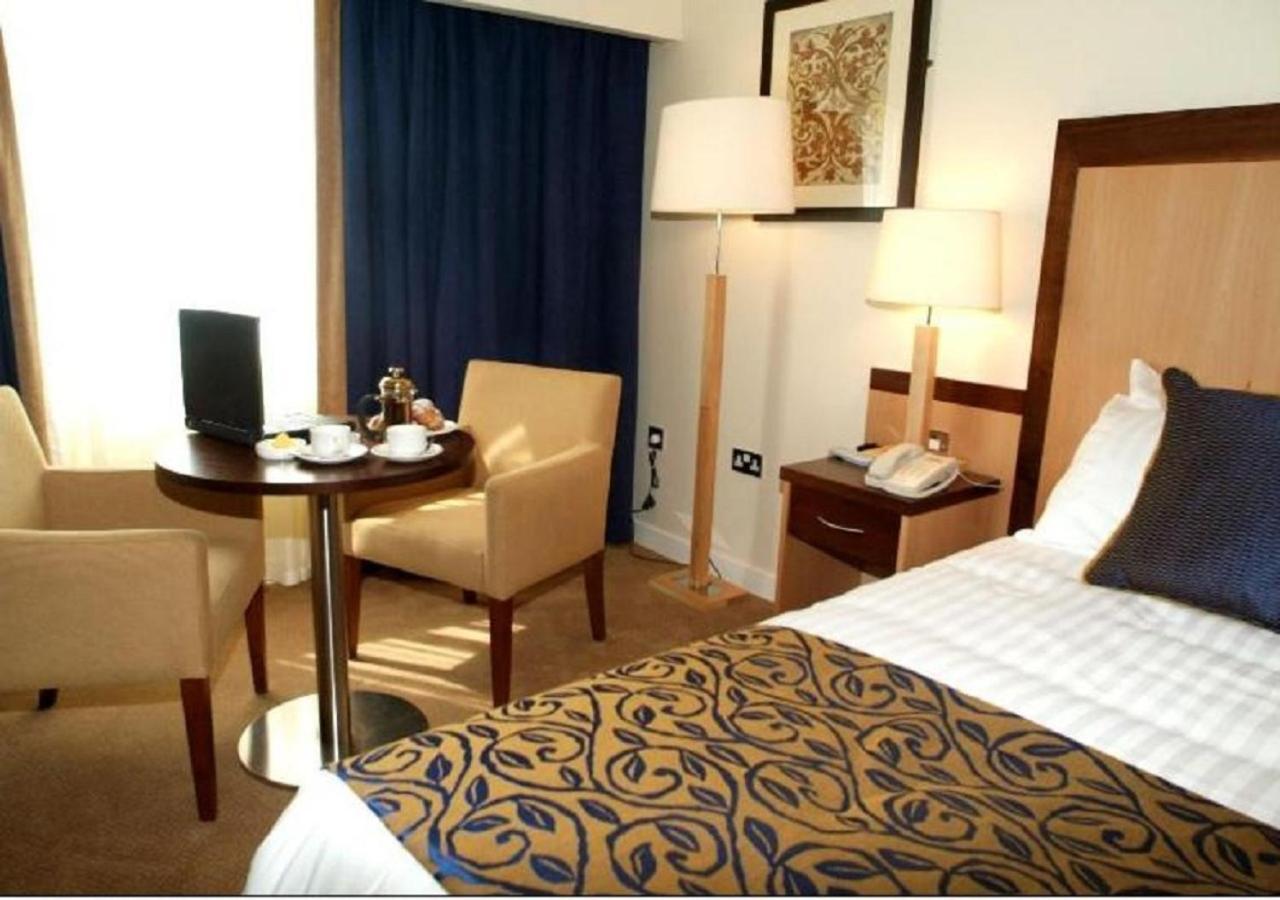 Headfort Arms Hotel Келс Екстериор снимка