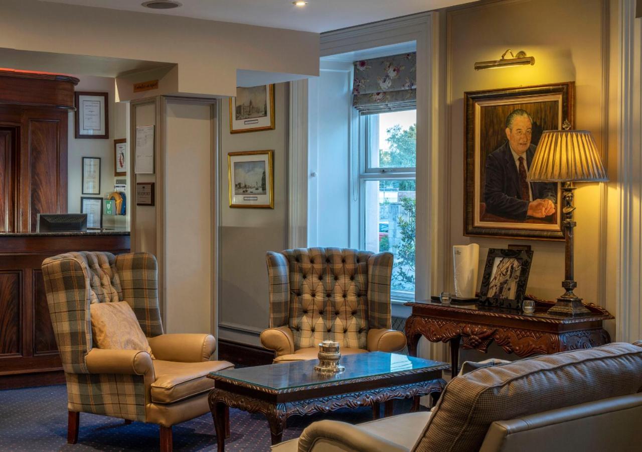 Headfort Arms Hotel Келс Екстериор снимка