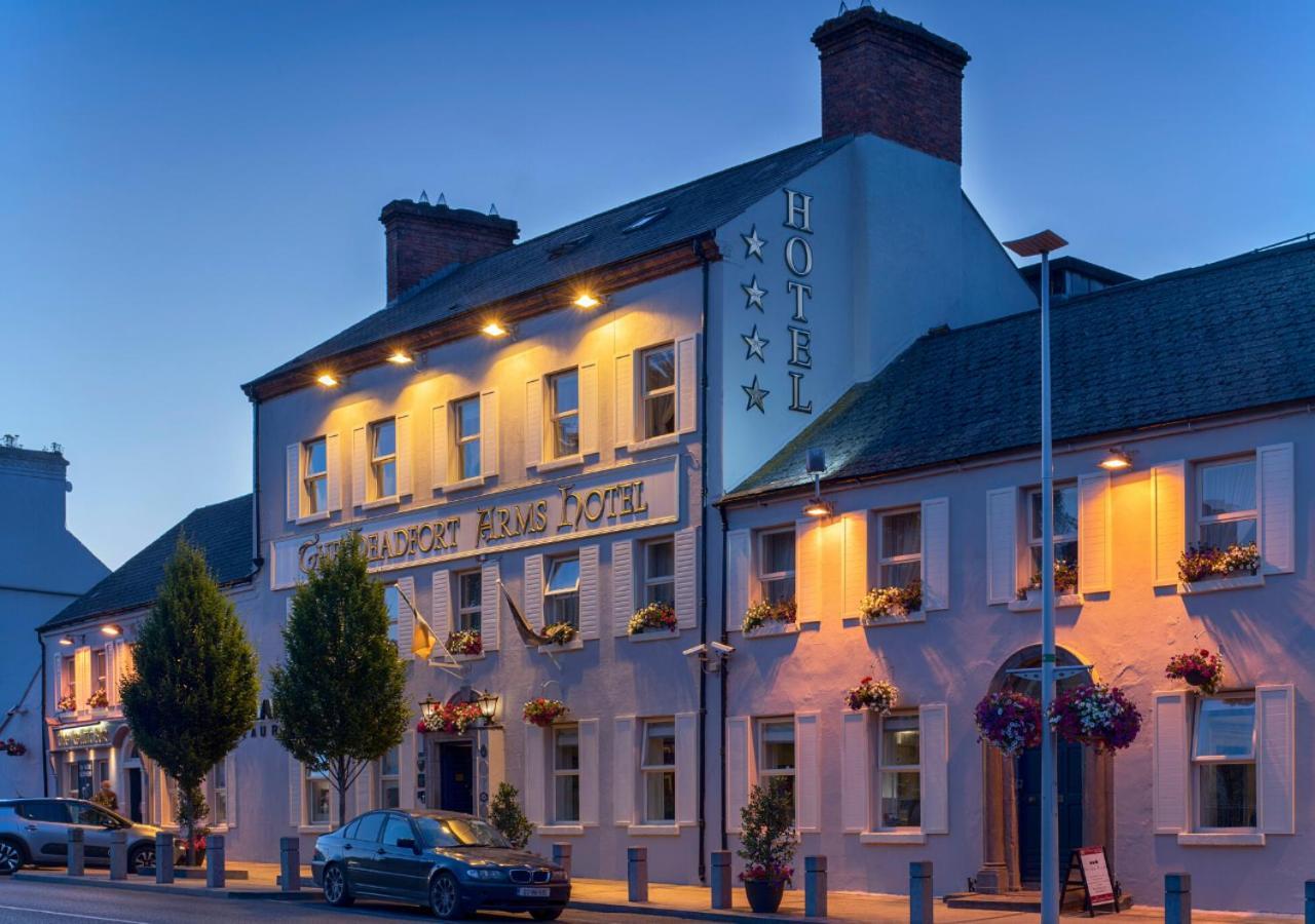 Headfort Arms Hotel Келс Екстериор снимка